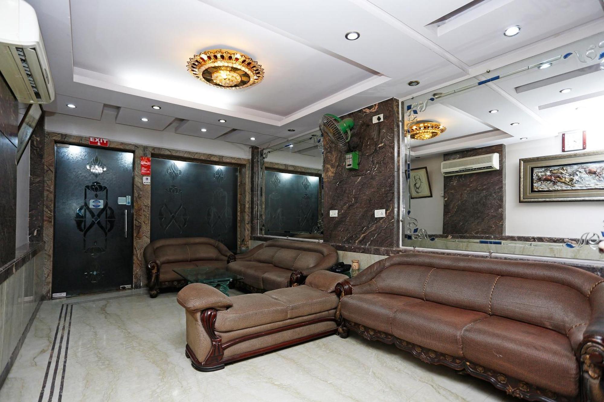 Hotel O Mid Town Delhi  Bagian luar foto