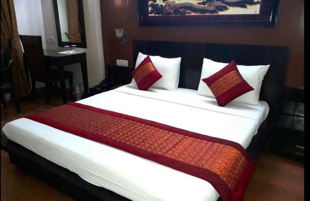 Hotel O Mid Town Delhi  Bagian luar foto